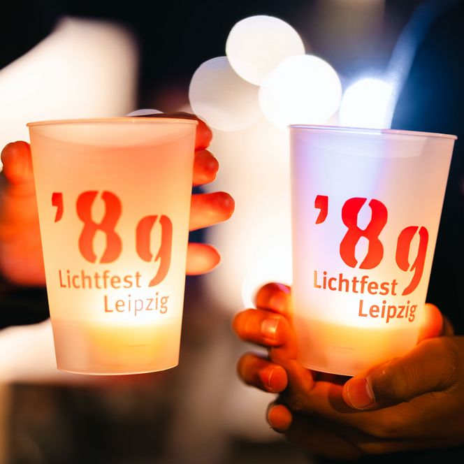 2 Kerzen auf dem Lichtfest Leipzig, Friedliche Revolution ´89, 2025