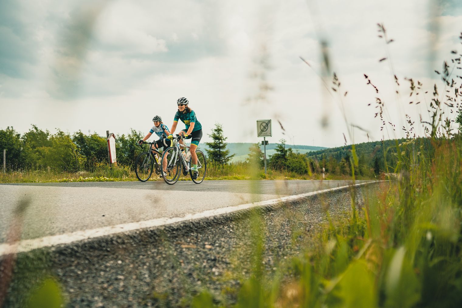 Rennradstrecke Stoneman Miriquidi Road im Erzgebirge