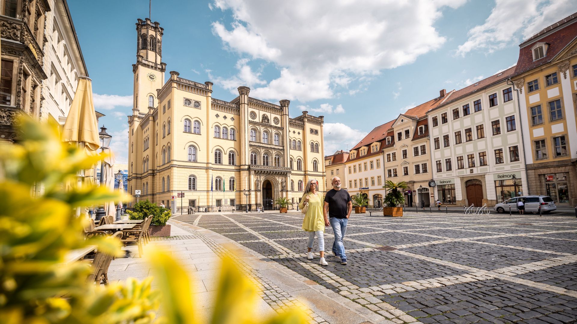 Marktplatz in Zittau im Sonnenschein / Market Square in Zittau in the sunshine