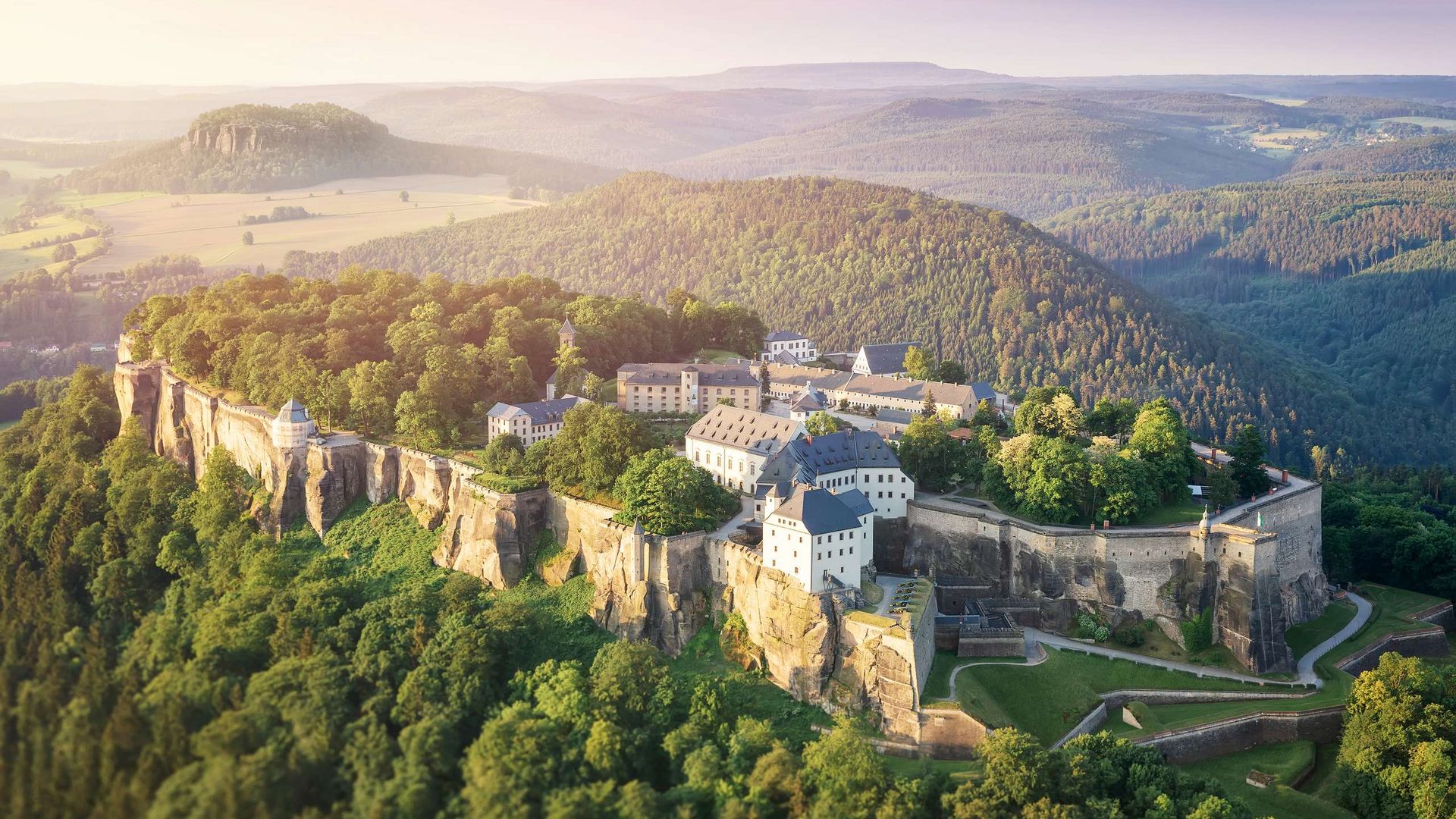 Luftaufnahme festung Koenigstein