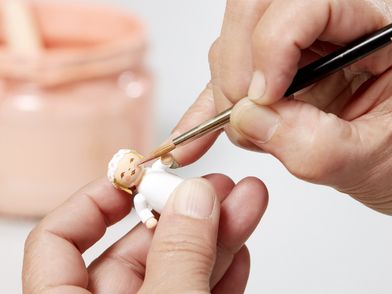 Bemalen einer Figur Bemalen einer Figur