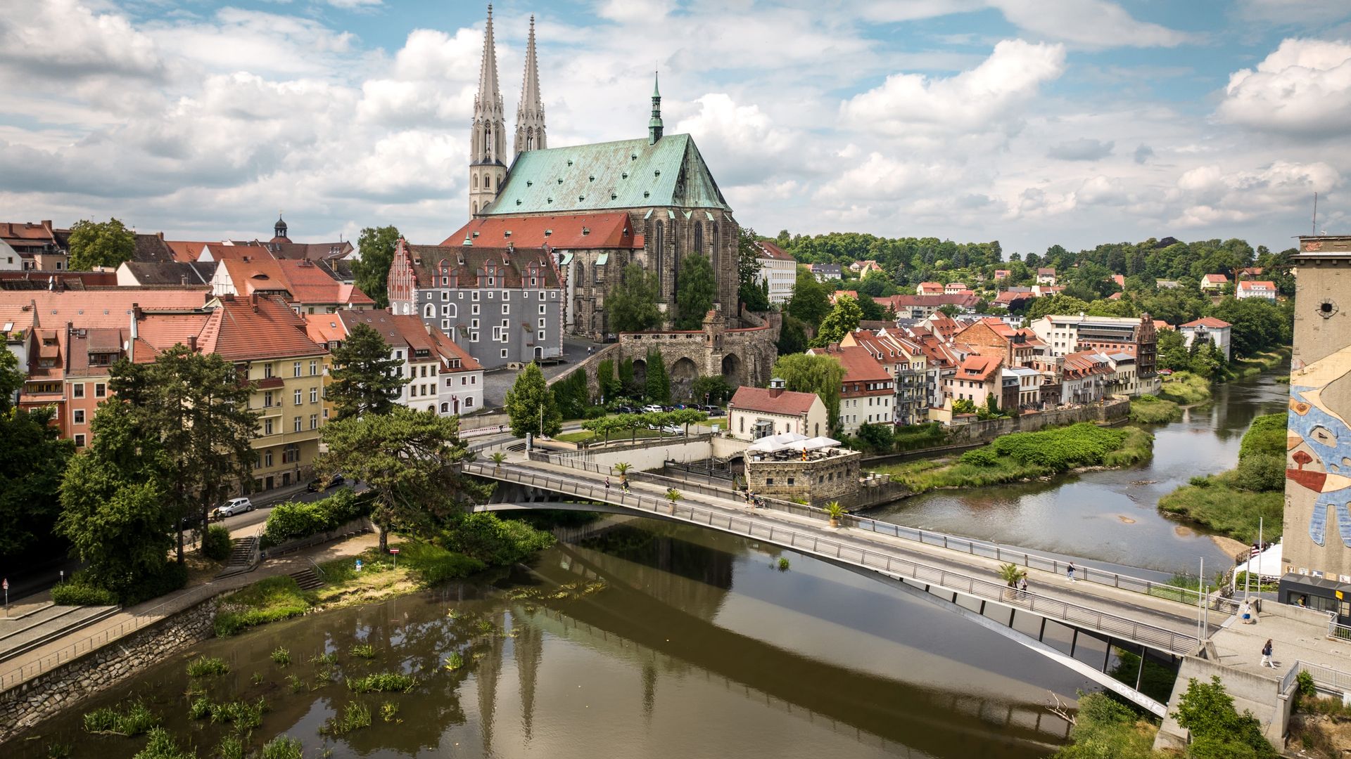Peterskirche in Görlitz im Sommer / Church of St. Peter and Paul in Görlitz in summer