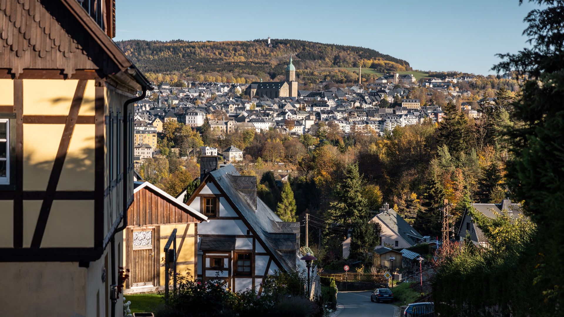 Stadtansicht von Annaberg-Buchholz im Sommer / City view of Annaberg-Buchholz in summer