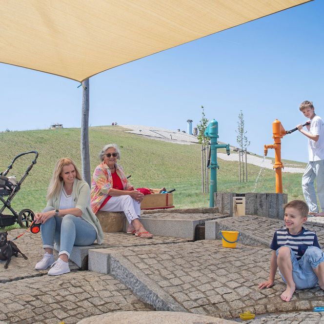 Wasserspielplatz im Findlingspark Nochten