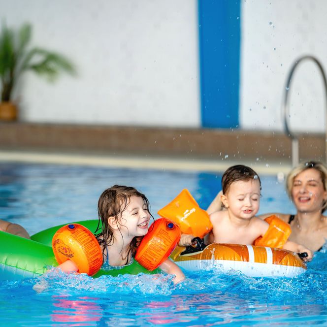 Innen Pool