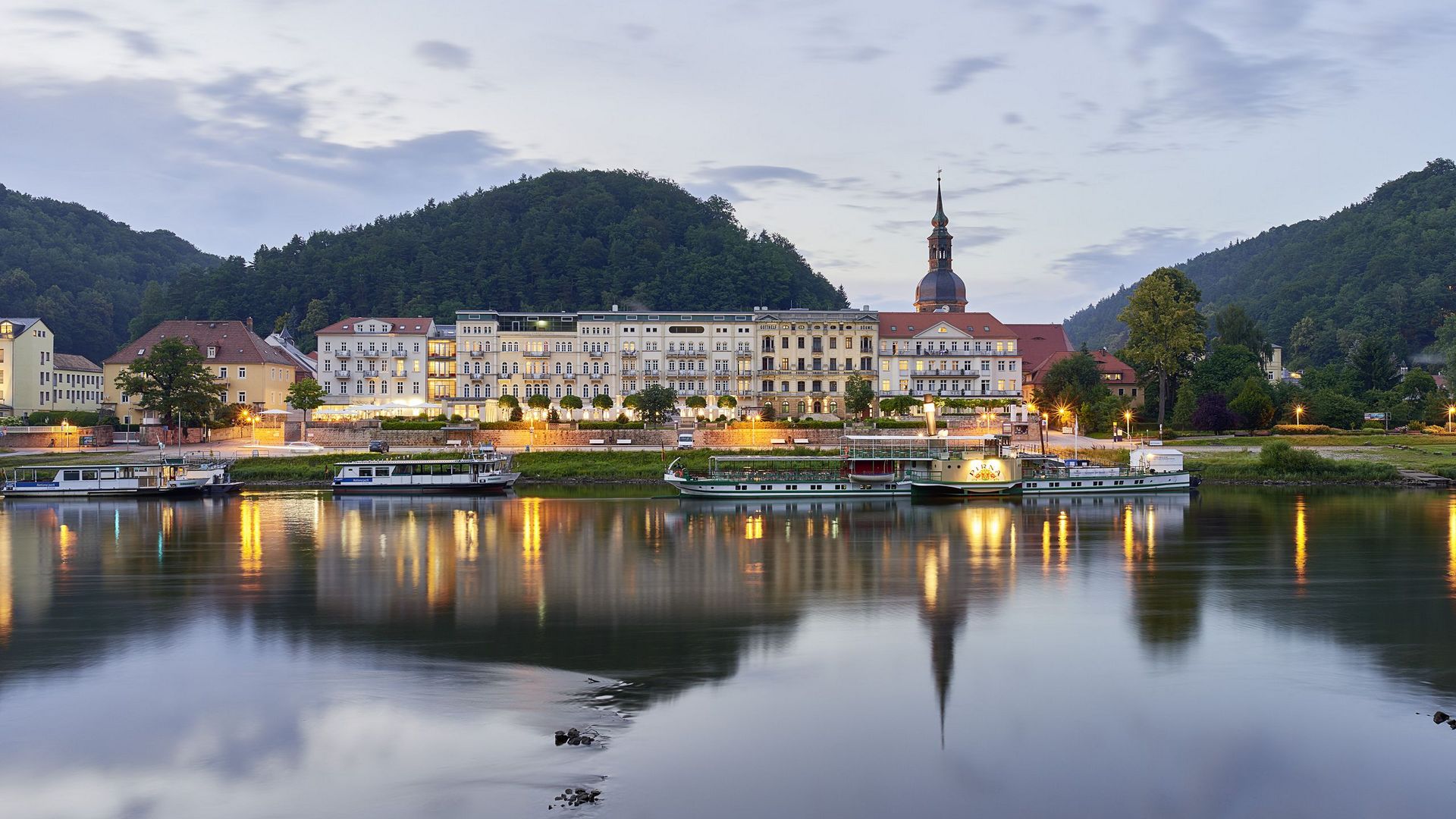 Aussenansicht Hotel Elbresidenz an der Therme Bad Schandau