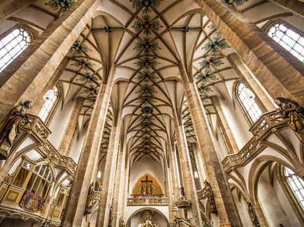 Die Decke des Freiberger Doms. Der Dom St. Marien steht im Erzgebirge. 