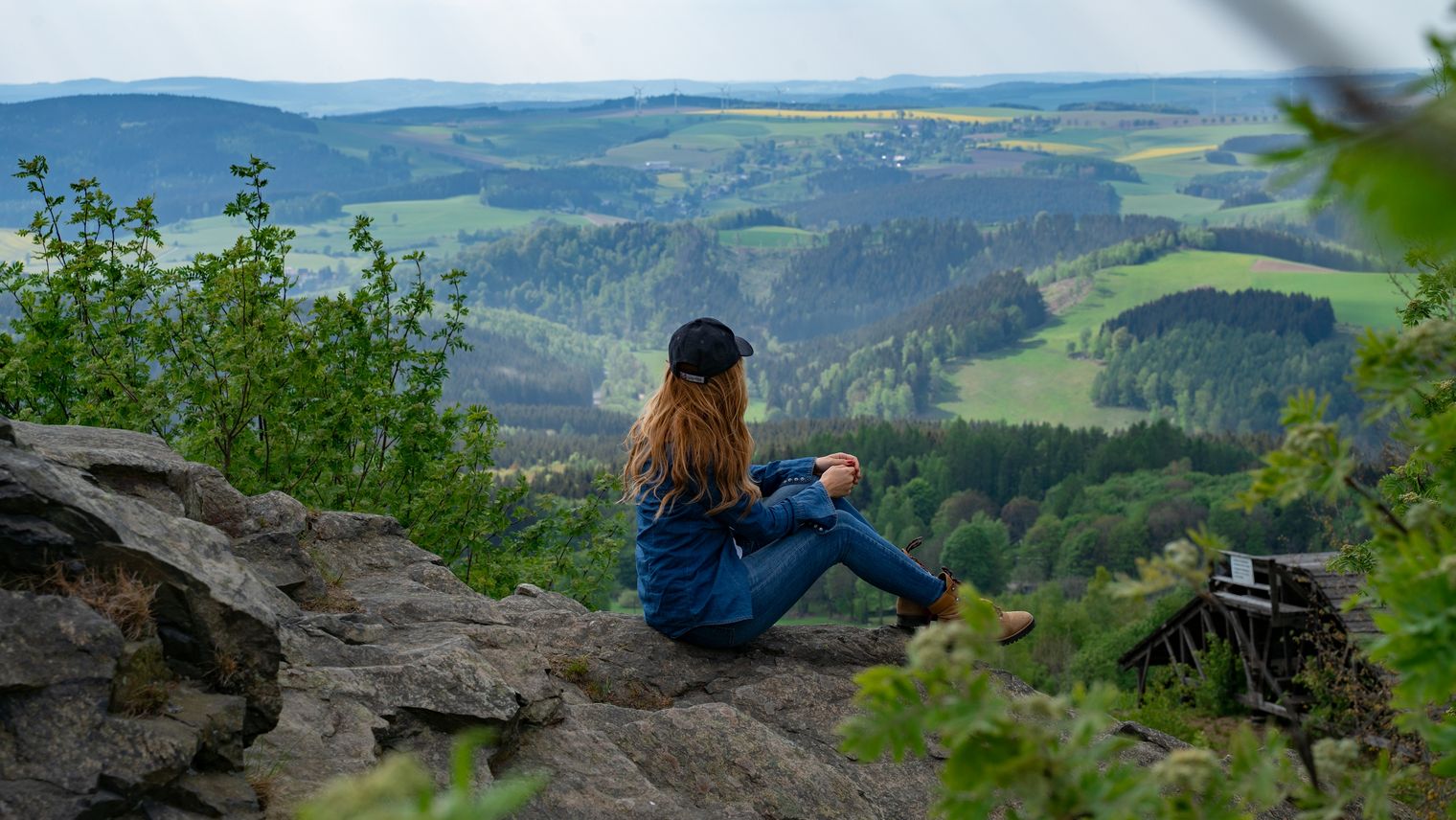 Qualitätswanderweg Erzgebirge-Vogtland, Aussicht ins Erzgebirge