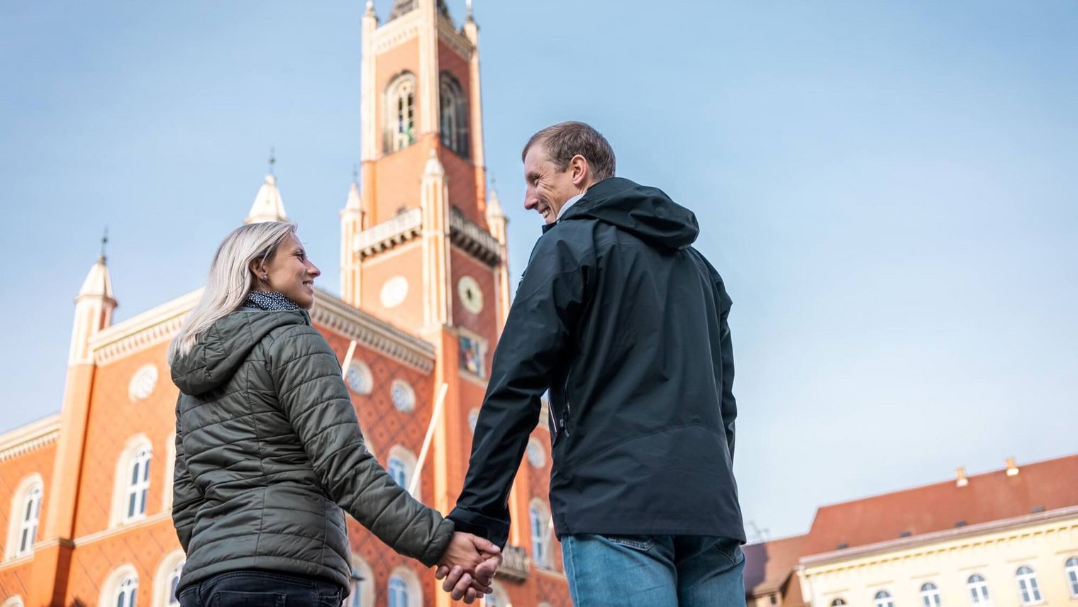 Paar vor Kamenzer Rathaus