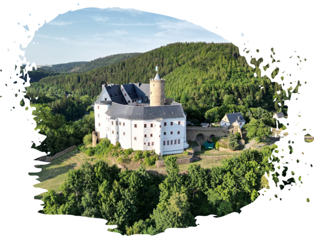 Burg Scharfenstein aus der Luft