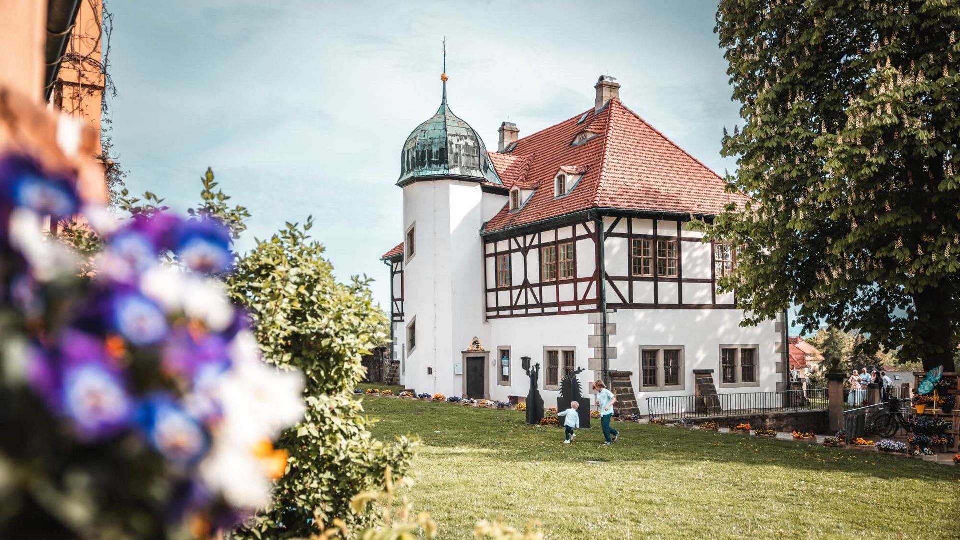 Sächsisches Weinbaumuseum in Radebeul im Sommer / Saxony Wine Museum in Radebeul in summer