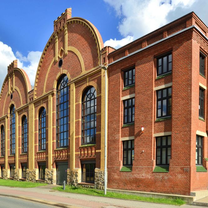 Fassade des Industriemuseums Chemnitz von außen 