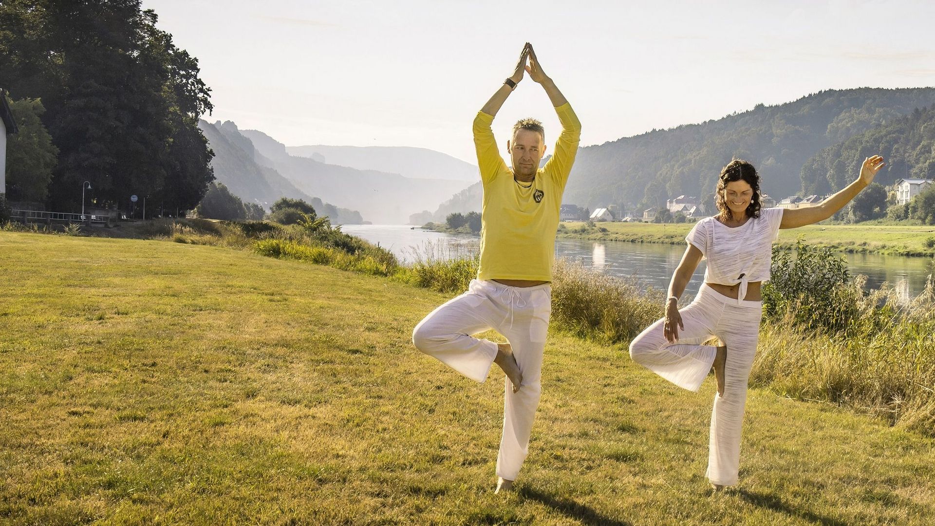 Yoga an der Elbe in Bad Schandau