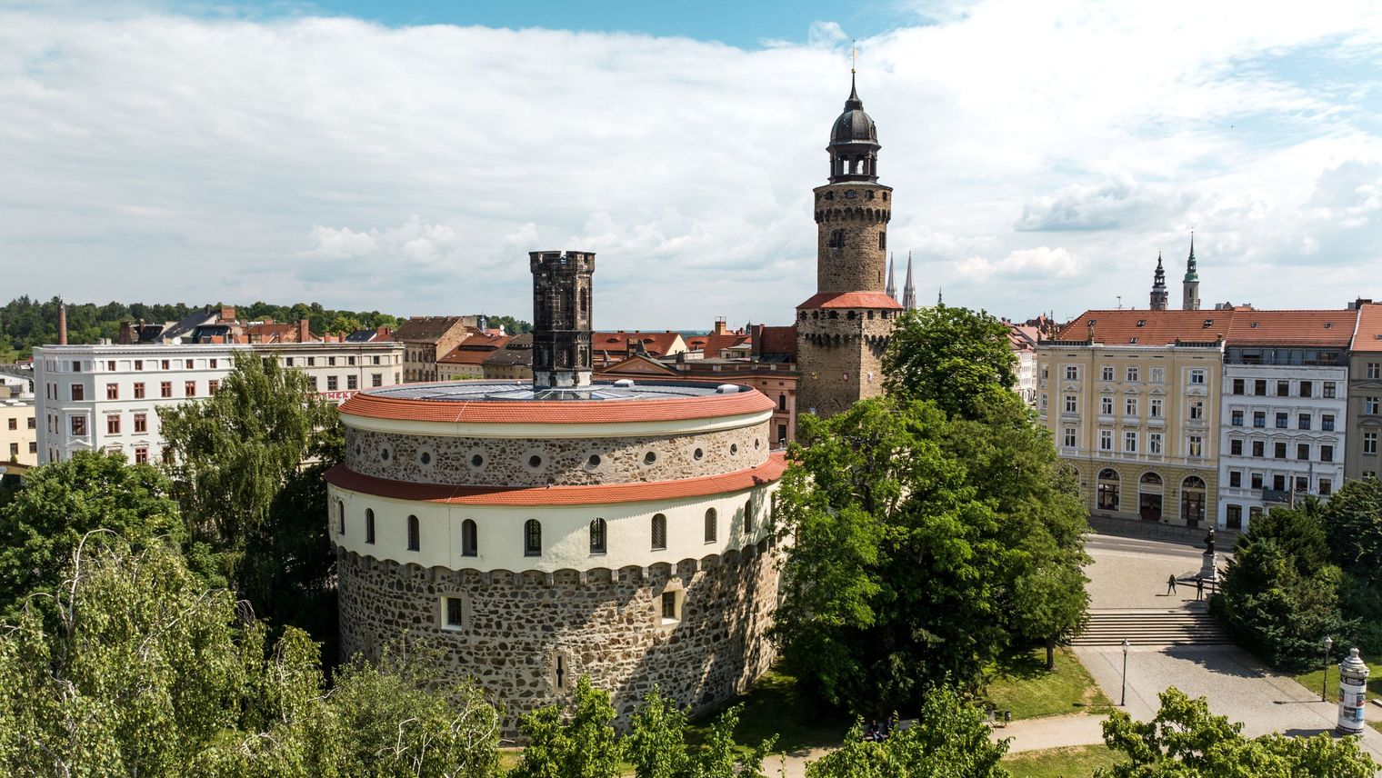 Kulturhistorisches Museum in Görlitz im Sommer / Museum of History and Culture in Görlitz in summer