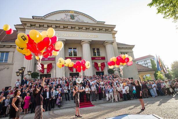 Blick auf das König-Albert-Theater Bad Elster